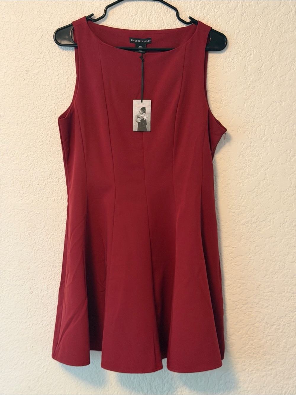 New Sincerely Jules Sleeveless Mini Dress in Burgundy